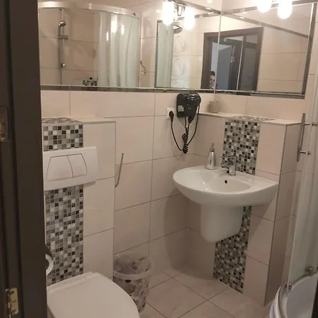 Komfortowy Apartamen Nad Morzem W Kolobrzegu 300 M Od Morza W Dzielnicy Uzdrowiskowej * Kołobrzeg