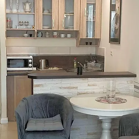 Apartmán Komfortowy Apartamen Nad Morzem W Kolobrzegu 300 M Od Morza W Dzielnicy Uzdrowiskowej *